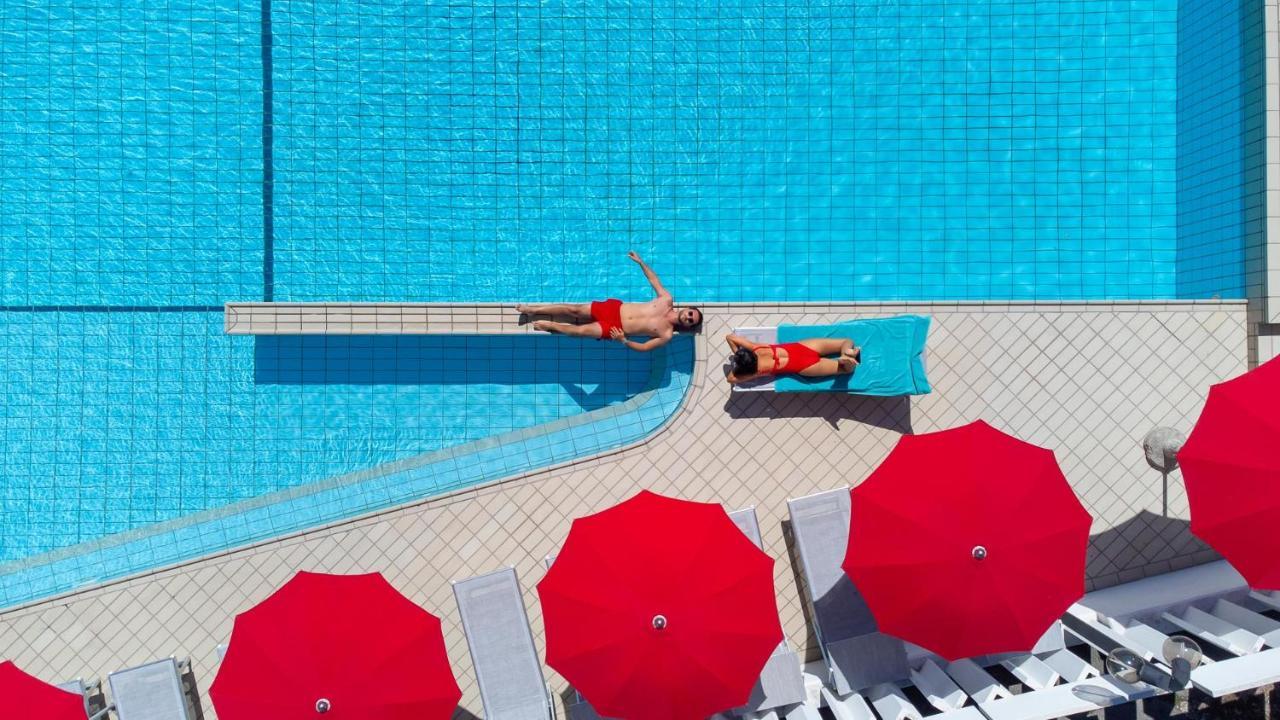 Hotel Ines Cattolica Extérieur photo